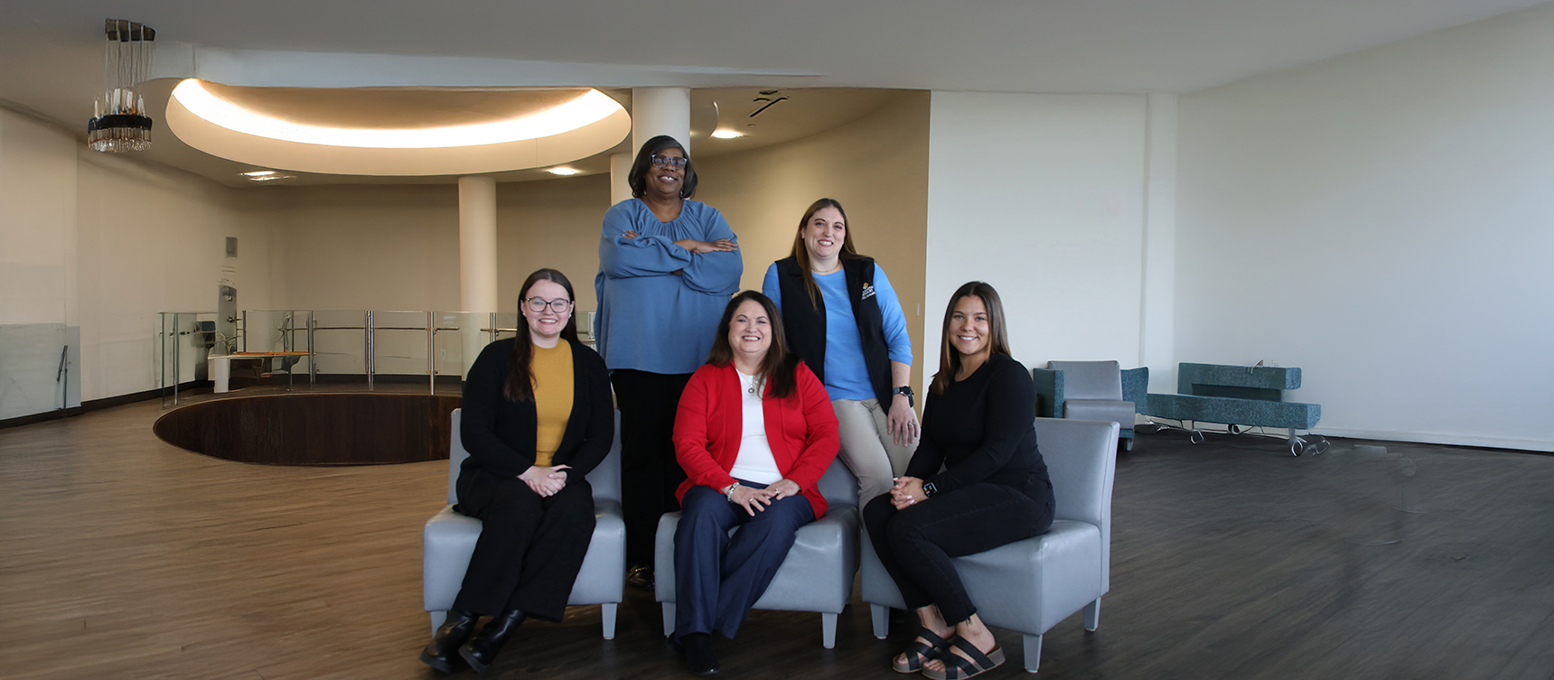 Group shot of the Advising Center employees.
