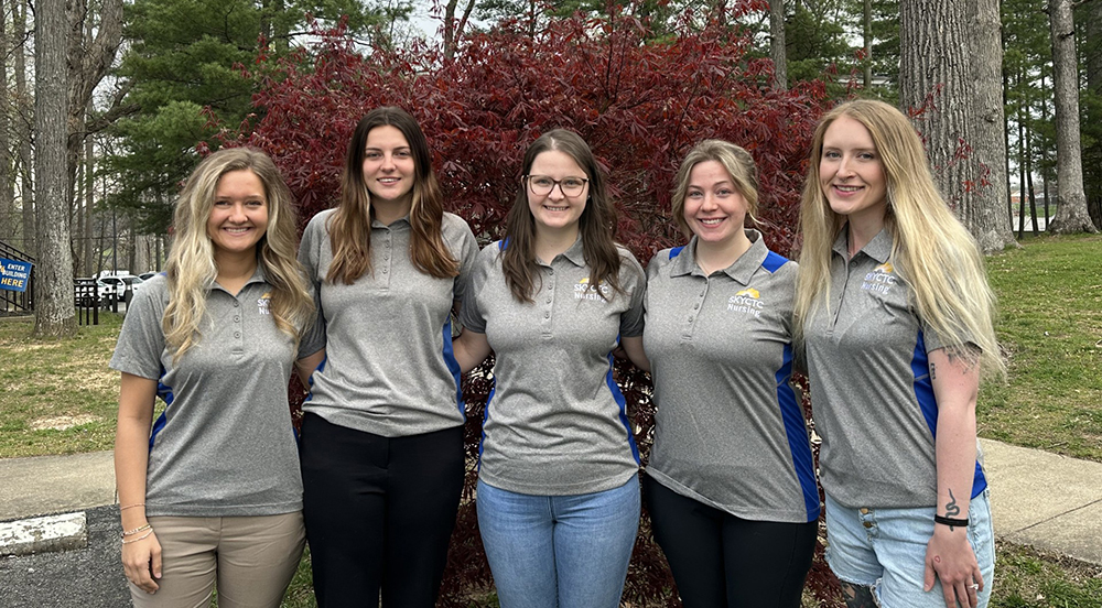From left to right is: Lindsay Mitchell, Chloe Shaw, Kaylee Stinson, callie Turner and Brilee Clark.